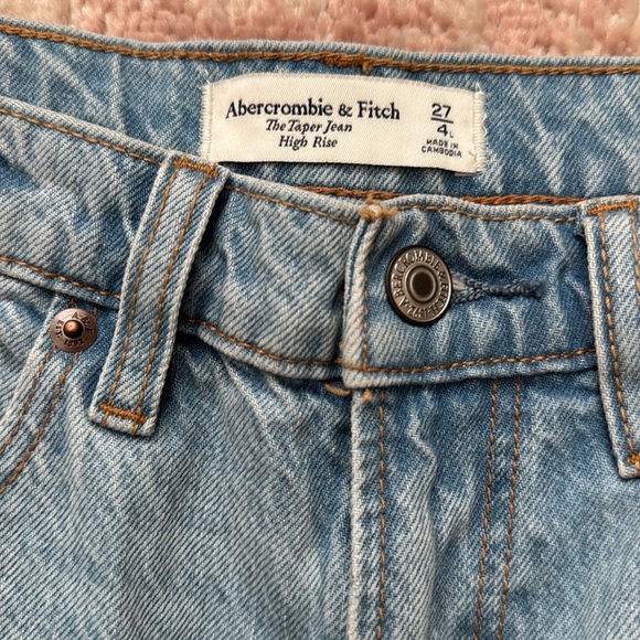 Taper jeans, high rise - Picture 3 of 4